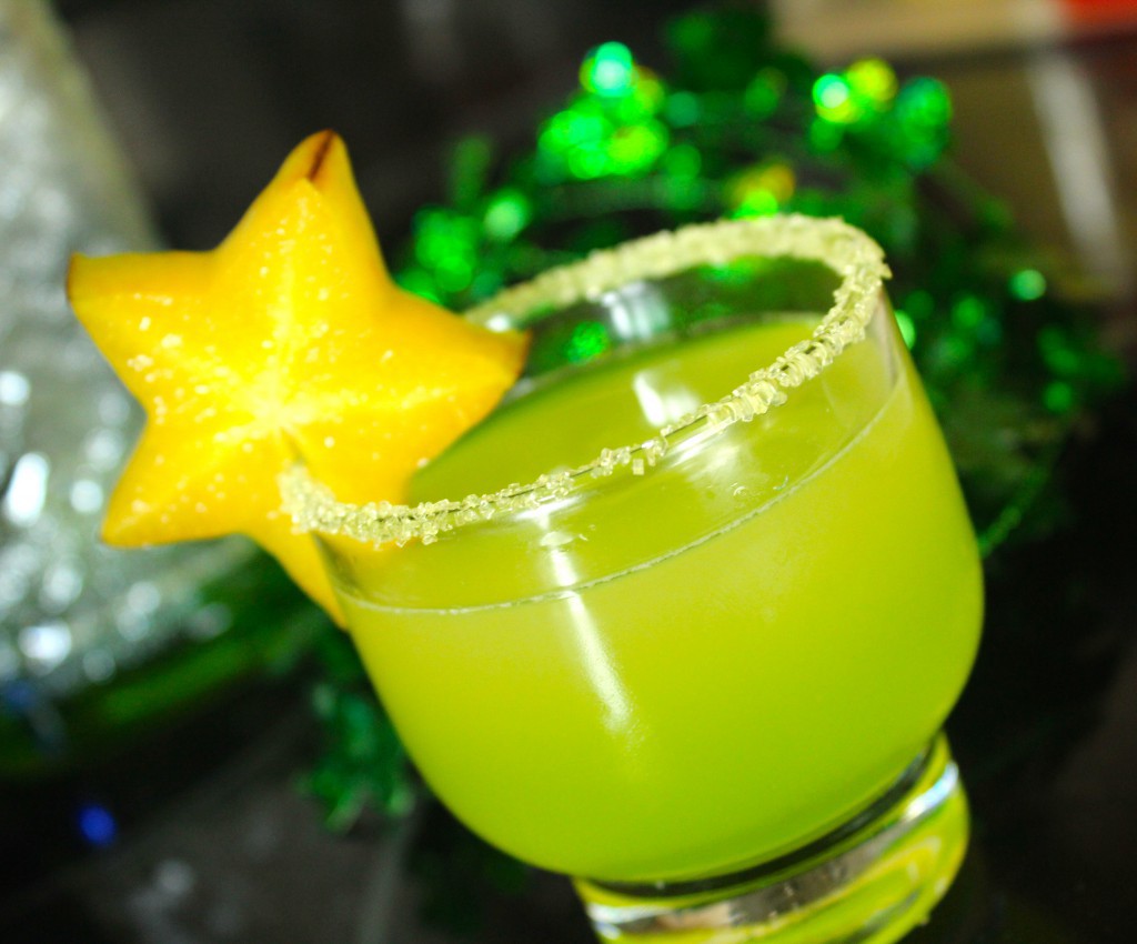Mexican Leprechaun Drink, St. Patricks Day Drinks, Adult st. Patricks Day Drinks, Tequila recipes, St. Patricks Day Recipes, Alcohol recipes, Easy Alcohol Drink Recipes, green alcohol drink recipes, best St. Patricks Day Drinks