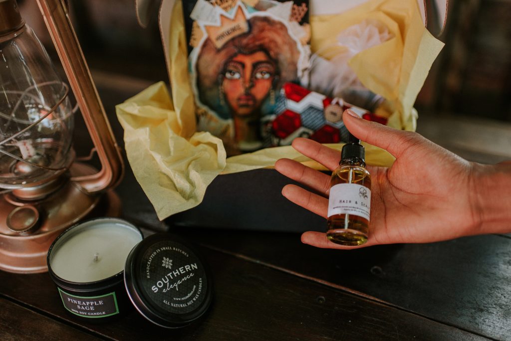 Blackbox, Monthly subscription box for women of color, monthly subscription box for black women, subscription boxes for black women, subscription boxes for women of color